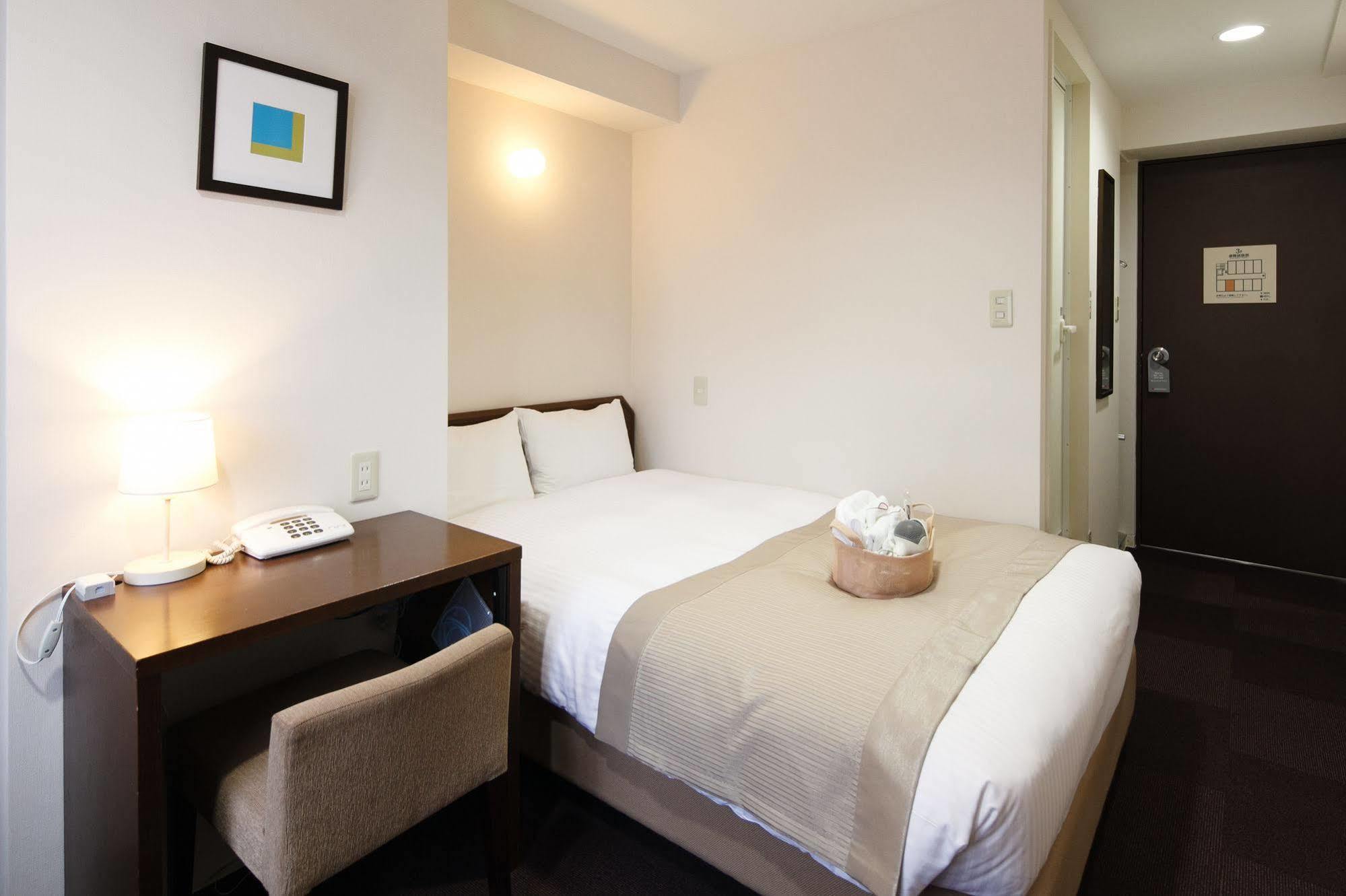 City Hotel Lonestar Токио Екстериор снимка